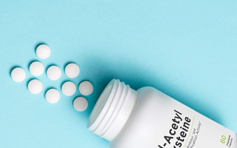 N-acetilcisteína, neuroproteção, transtornos neuropsiquiátricos, estresse oxidativo, antioxidantes